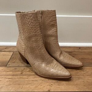 Matisse Ivory Caty Snakeskin-embossed Leather Ankle Boots - Women’s Size 8M